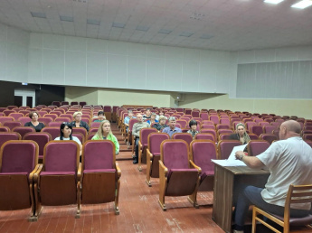 В КДЦ Токаревского МО прошло оперативное совещание по текущим вопросам организации работы, подготовки к проведению предстоящих мероприятий, оформлению отчетности.
