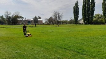 Подготовка футбольного поля к проведению очередного тура в рамках чемпионата Тамбовской области с Атлант - Тайрес 23 августа в 14:30.