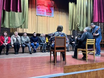 Репетиция народного ансамбля русской песни "Рябинушка"/Подготовка к предстоящим праздникам