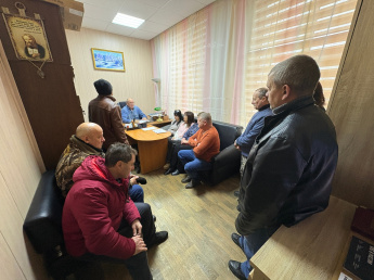 В Культурно-досуговом центре Токаревского МО прошло рабочее совещание, обсудили итоги проведения мероприятий и поставили план работы на текущую неделю.